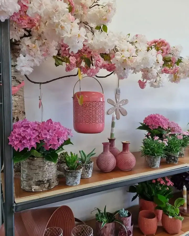 intérieur de la boutique fleurie mimie brindille